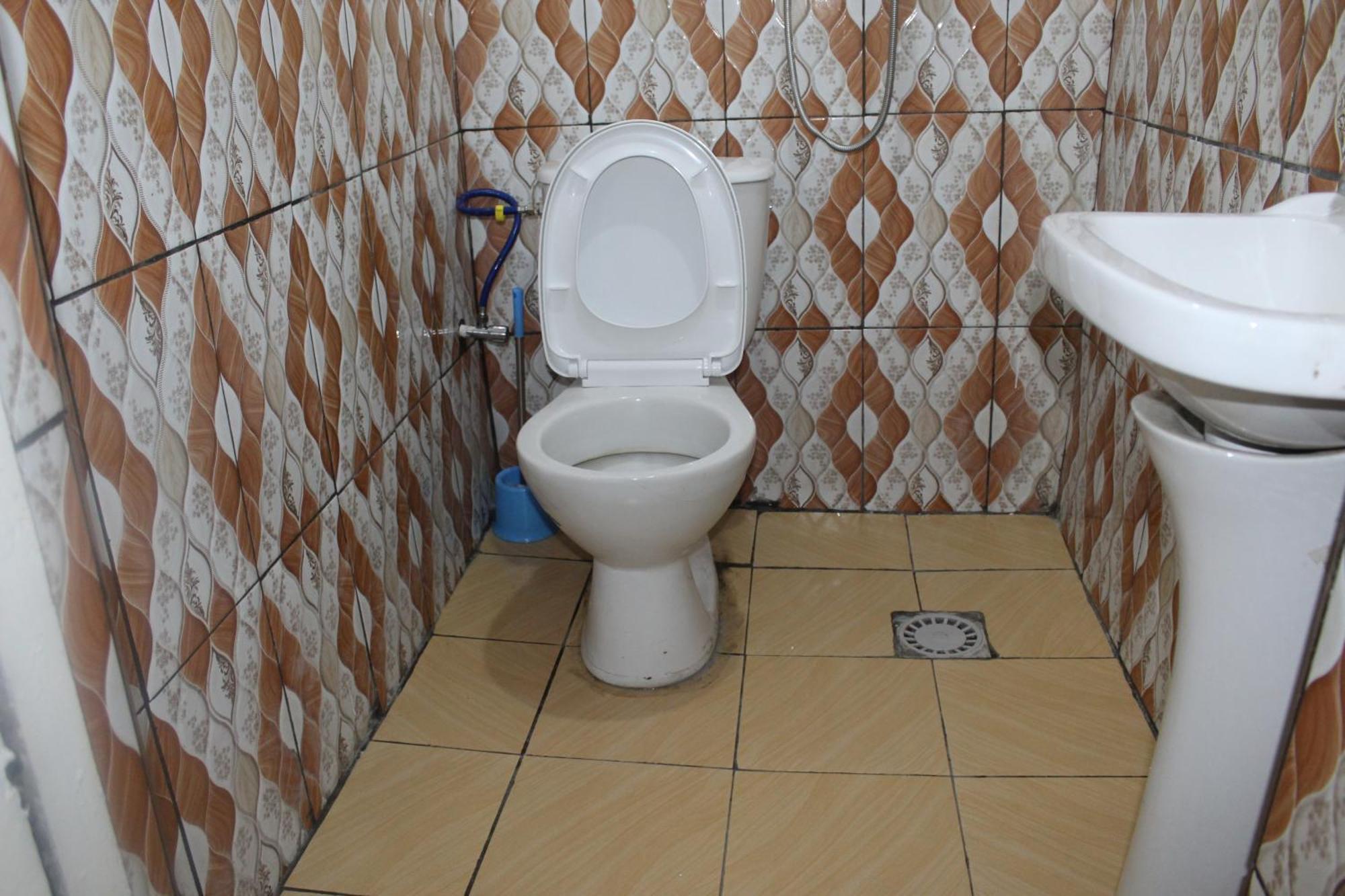 Nyarugina Under Volcanoes View Guest House מראה חיצוני תמונה